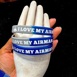 2 “I love my Airmen” silicon wristband